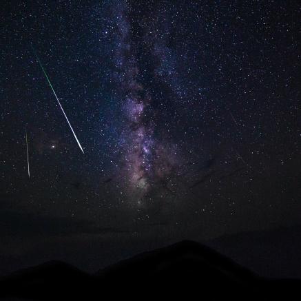 Meteor Showers That Will Peak in Night Skies in 2022 - The New York Times